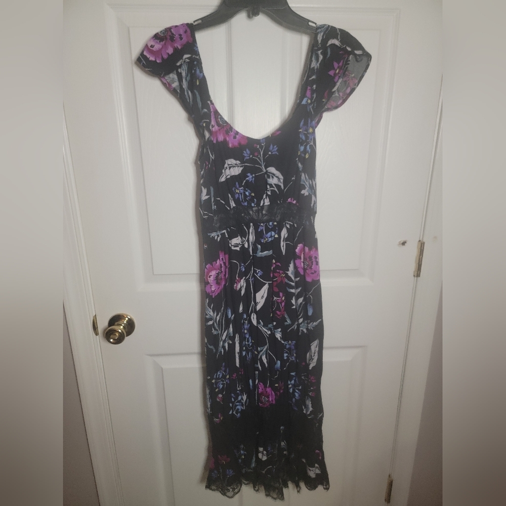 Express S Floral Black and Purple Midi Dress